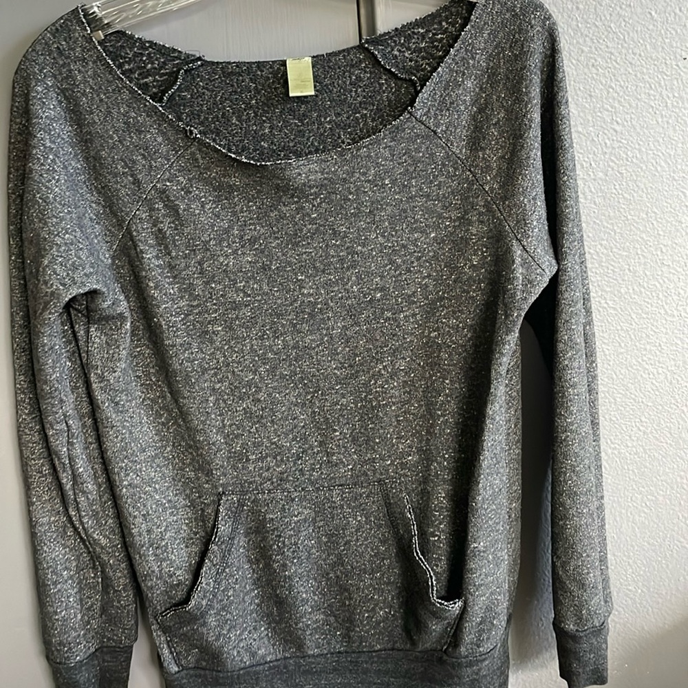 Cute Sweater wide neck opening Size M
